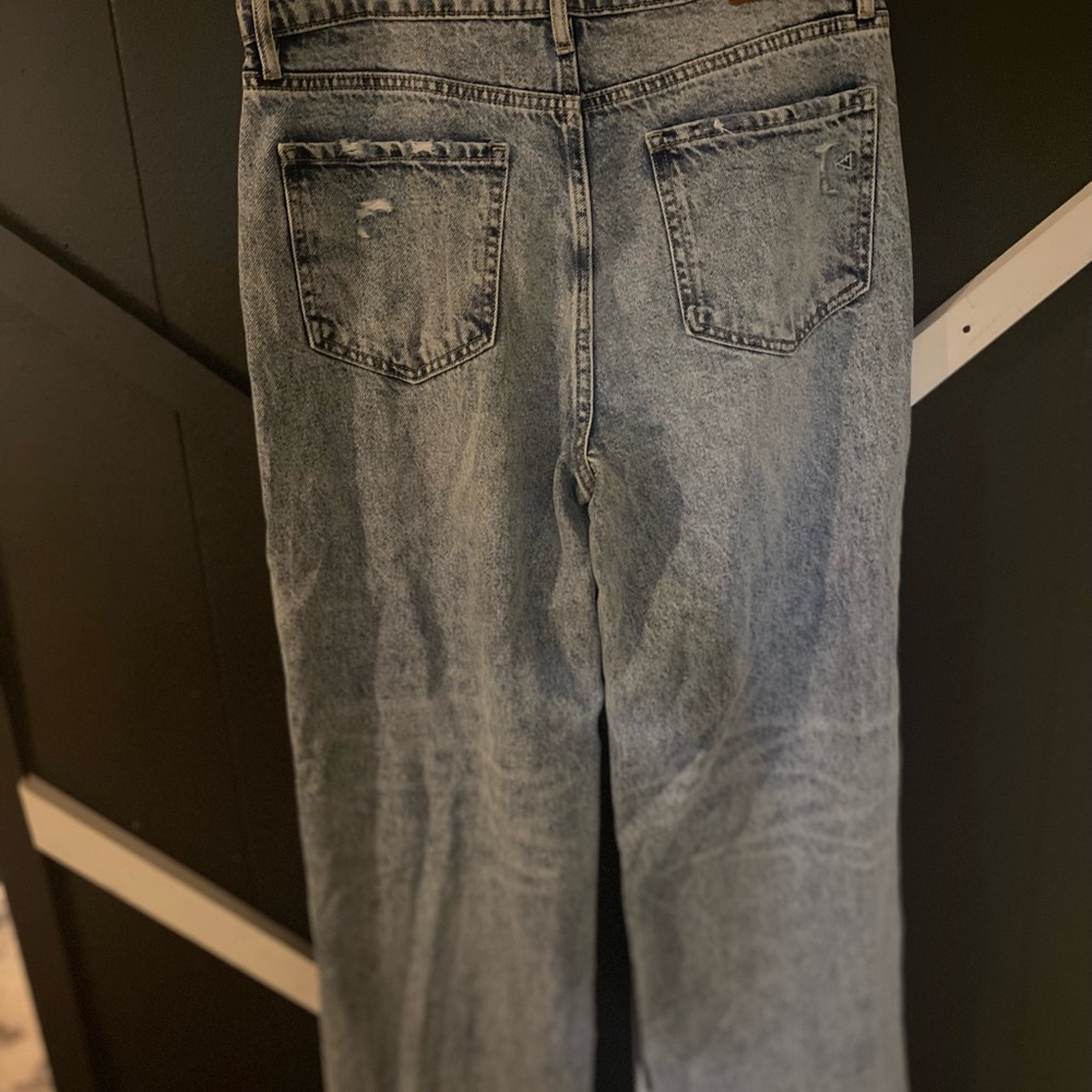 HIDDEN JEANS SIZE 29 -Never worn but ripped tag off when trying on & cant return - Picture 3 of 6